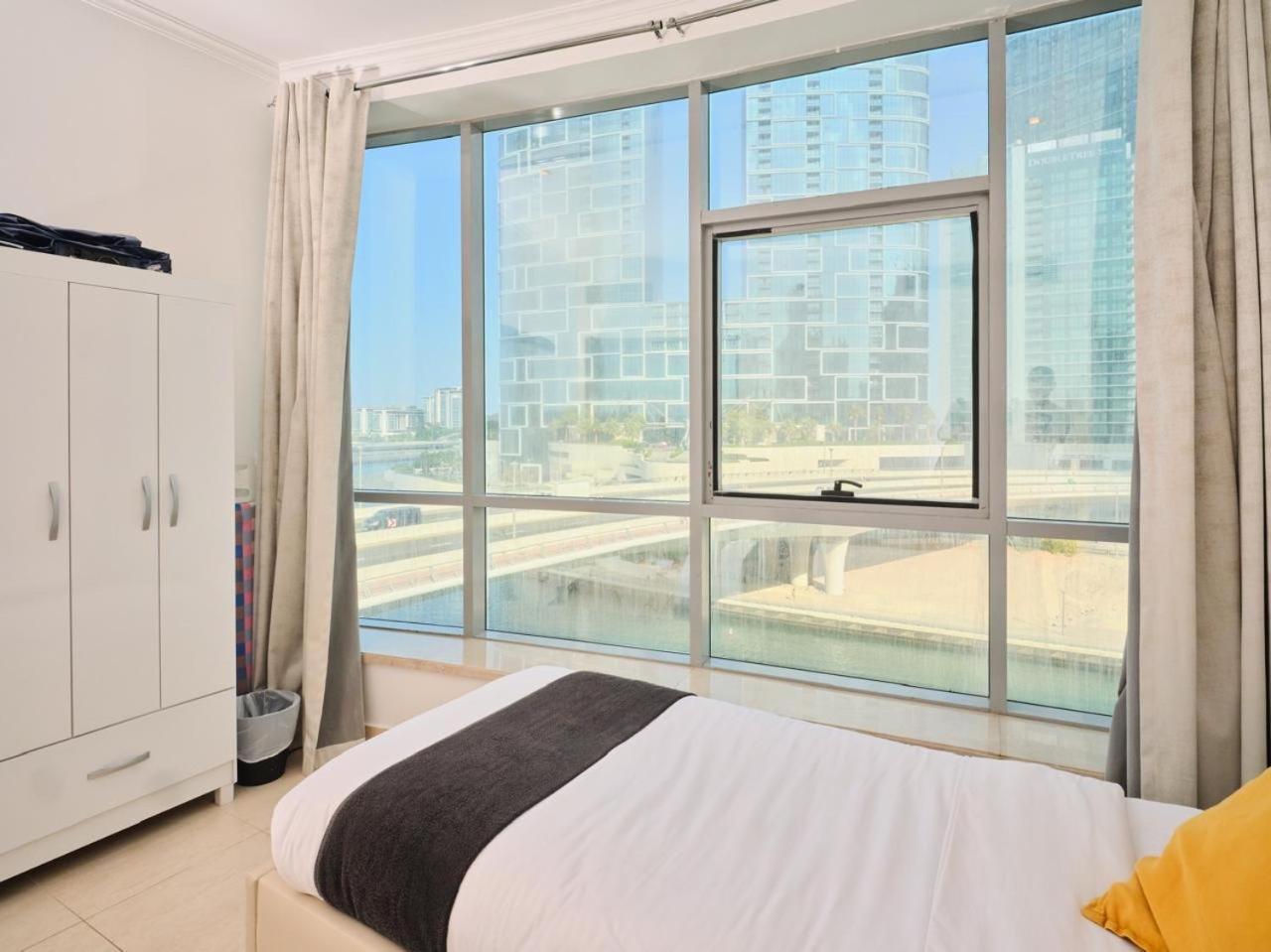 Wonderful Two Bed Room With Full Marina View Dubai Bagian luar foto