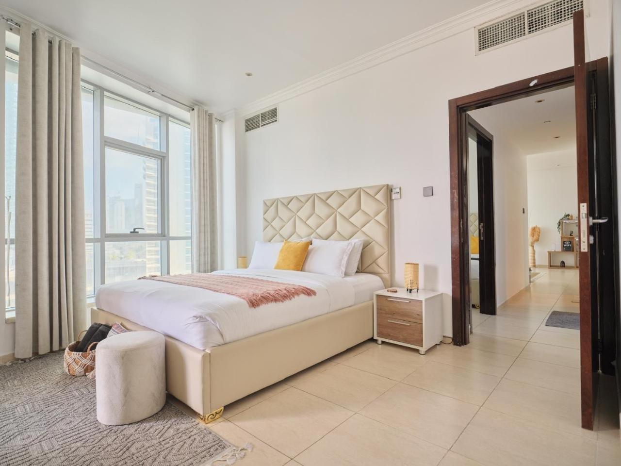 Wonderful Two Bed Room With Full Marina View Dubai Bagian luar foto