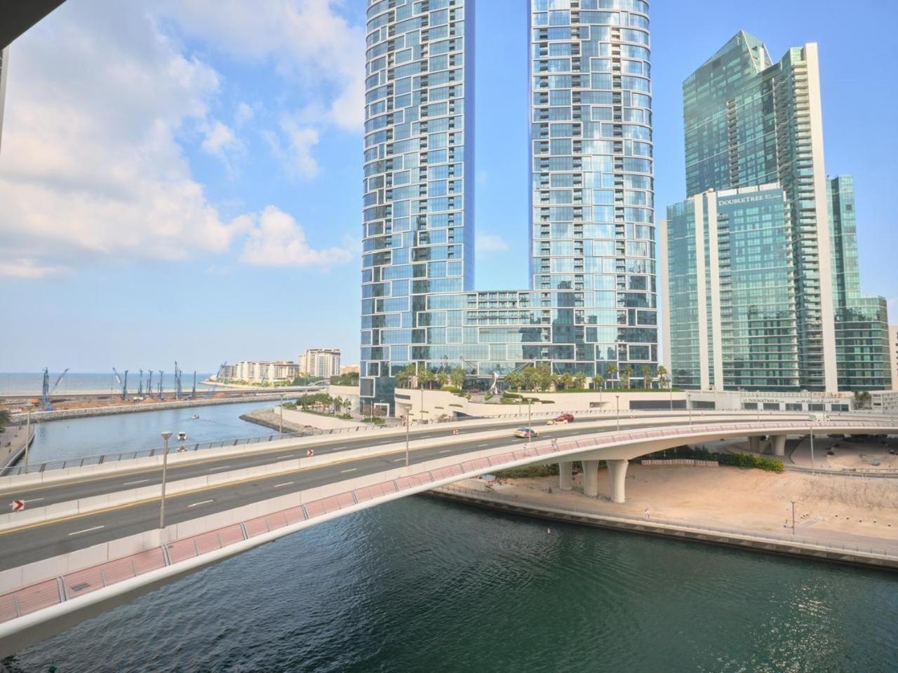 Wonderful Two Bed Room With Full Marina View Dubai Bagian luar foto