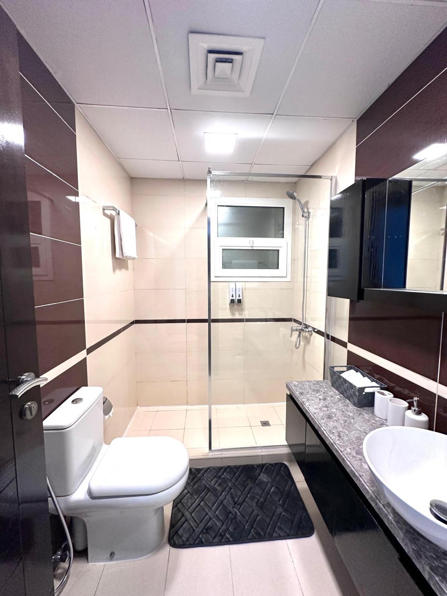 Wonderful Two Bed Room With Full Marina View Dubai Bagian luar foto